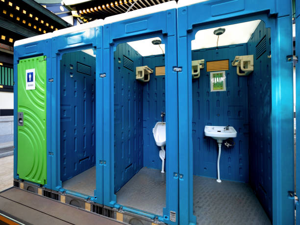 Best Portable restroom trailer rental  in Oakbrook Terrace, IL